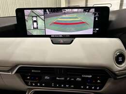 全方位から見下ろせる360°ビューモニターを搭載しております。