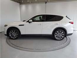 1年間の走行距離無制限のロングラン保証付きです。また、さらに安心をお求めの方には1年～2年の保証延長ができる（有償）もお選びいただけます。