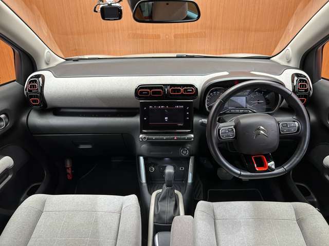 BMW、メルセデス、アウディといったドイツのプレミアムブランド中心とした、各種輸入車ブランドを同時に較べることができます。