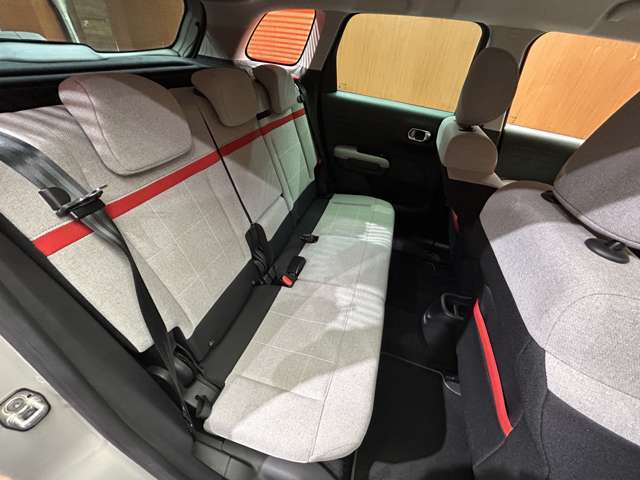 全国納車可能です。納車方法及び費用につきましては、お気軽にコーディネーターまでご相談ください。遠方のご納車の際も我々がしっかりサポートさせて頂きます。お気軽にスタッフまでご相談下さい。