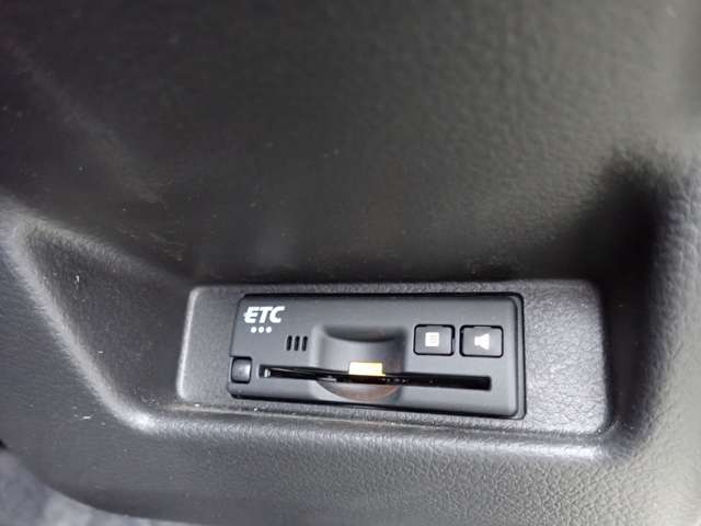 ☆ETC車載器！高速道路の料金所をスムーズに通過！スマートインターチェンジの利用もOK！ETC割引も見逃せませんね☆
