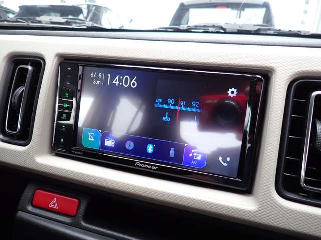 ★PVH-9300DVSZS・モニター付DVD/CD/USBプレーヤー！・AM/FMラジオ・DVD再生・USBメモリー・Bluetooth＆ハンズフリー通話・ipod/iphone接続対応★