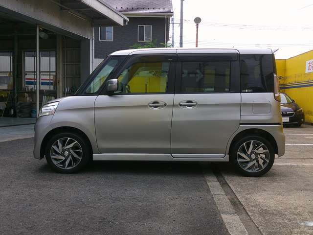 お客様のお車は、国家資格を持った整備士が、キチンと点検整備をしてから納車してくれるので、安心してお乗り頂けます！