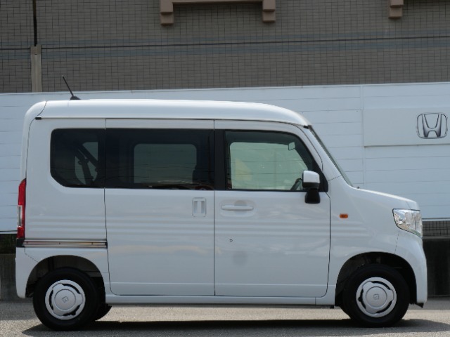 お車ご購入にあたりましては、オンライン販売以外は現車確認が必要となります。是非店頭にてお客様の目でお確かめ下さい。
