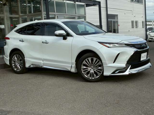 ご来店頂く全てのお客様をスタッフ一同笑顔で、お出迎えさせて頂きます。　些細なことでも構いませんので、ご連絡をお待ちしております。　　お問い合わせ電話番号は、0567-31ー6760までお願い致します。