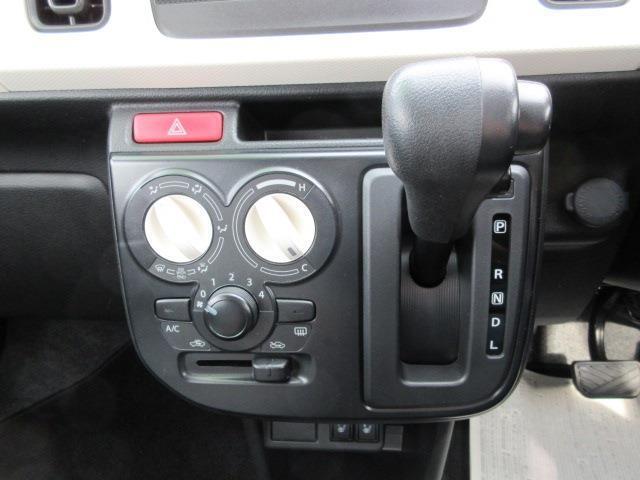 インパネ式オートマですので、操作が簡単で運転もラクラクです。