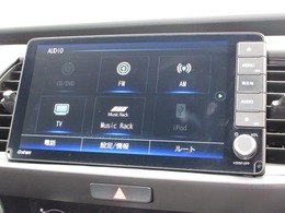 ナビゲーションはギャザズ9インチメモリーナビ(VXU-245FTi)が装着されております。AM、FM、CD、DVD再生、音楽録音再生、フルセグTV、Bluetoothがご使用いただけます。