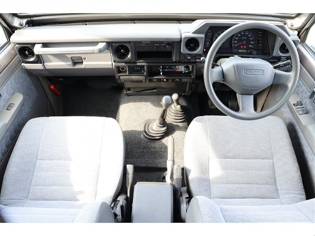 トヨタ ランドクルーザー70 4.2 ZX FRPトップ ディーゼル 4WD