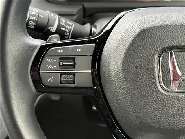 ご成約頂いたお車は全車保証付で納車後も安心！有料オプションで長期保証をお選びいただくことも可能です。