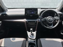 【インパネ全体】車内の雰囲気でお車の印象も変わります。自分好みのお車を見つけていきましょう！