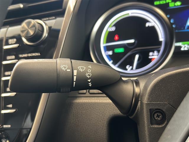 ◆こちらに掲載されている車両以外にも展示車両は多数ございます。色違い、グレード違い、多少ご希望に添えない場合も一度ご連絡いただければと思います。すぐにご希望の車両をお探しいたします。