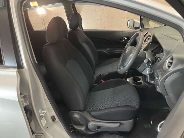当店のお車をご覧いただきましてありがとうございます。お車についてのご質問やお見積りのご依頼、ご購入にあたってのご相談などお気軽にお問い合わせ下さい！