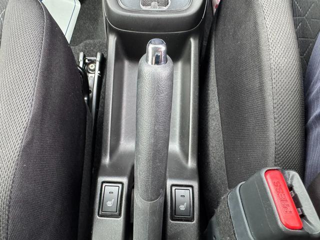 手引き式のサイドブレーキです！