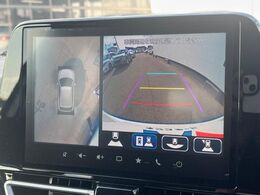 【全方位モニター用カメラ】専用のカメラにより、上から見下ろしたような視点で360度クルマの周囲を確認することができます☆死角部分も確認しやすく、狭い場所での切り返しや駐車もスムーズに行えます。