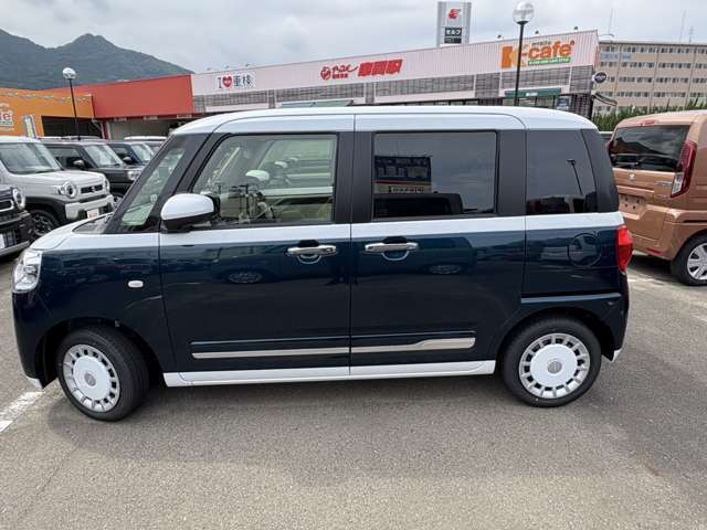 人気の届出済未使用車や厳選中古車を全メーカー豊富に取り揃えております。