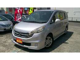 ★当店の強み★　当社にてご購入頂いたお車全てに、2年間エンジンオイル交換無料のイエローカードをお付けしております！定期点検、継続車検費用も大幅値引き♪