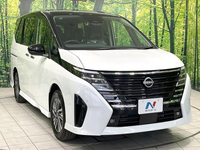 大好評のボディコーティング「弾スプラッシュコート」もご納車までに施工可能。通常のガラスコートと異なる、耐久年数6年の無機質ガラスコーティングが、ボディをキレイな状態に保ってくれます。
