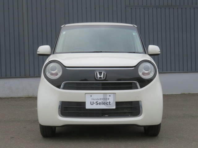 南郷通3丁目の交差点角のHonda店です。南郷通沿いに位置しておりますのでお気軽にお立ち寄りください