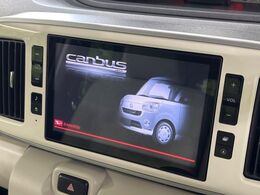 【純正ナビ】人気の純正ナビを装備しております。ナビの使いやすさはもちろん、オーディオ機能も充実！キャンプや旅行はもちろん、通勤や買い物など普段のドライブも楽しくなるはず♪