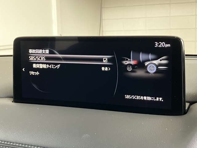 フォワードセンシングカメラやミリ波レーダー、コーナーセンサーを駆使し、ドライバーが快適に運転できる様、各種安全装備も満載。