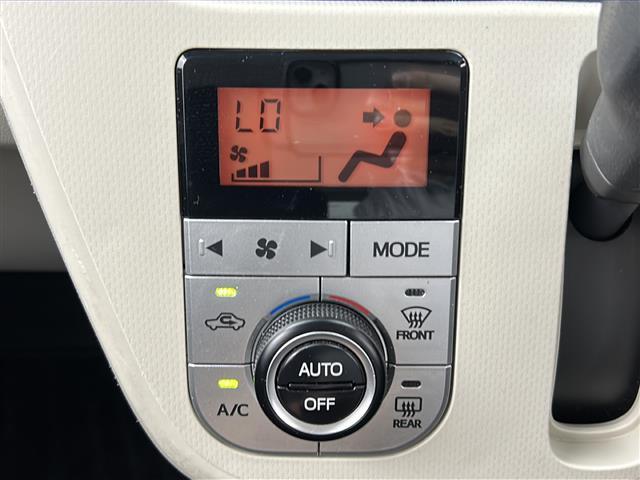 【オートエアコン】車内温度を感知して自動で温度調整をしてくれるのでいつでも快適な車内空間を創り上げます！