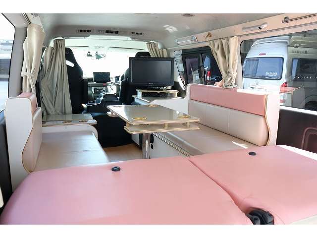 キャンピングカーは様々なボディータイプを取扱中！キャブコン バンコン 軽キャンパー フルコン バスコン キャンピングトレーラー トラキャン クラスA クラスB クラスC ポップアップルーフ ベイウインドウ