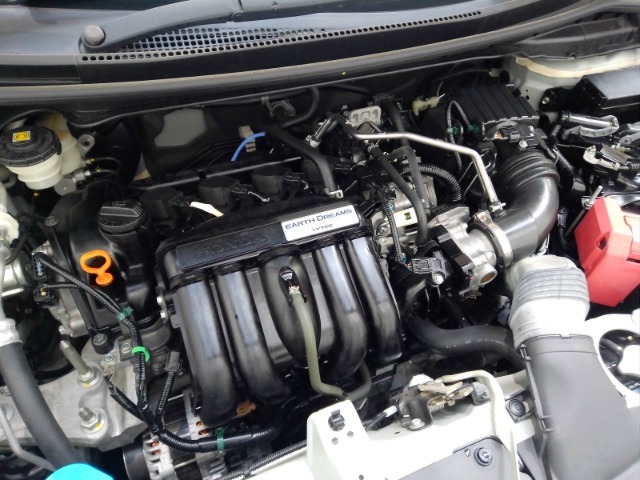 L13B型　1.3L　直列4気筒DOHC　i-VTECエンジン搭載です。