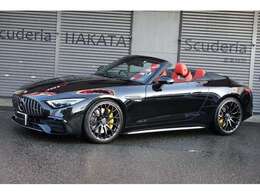 ボディーカラー・オブシディアンブラック・ソフトトップブラック・AMG21インチブラックアルミホイール・イエローキャリパー。