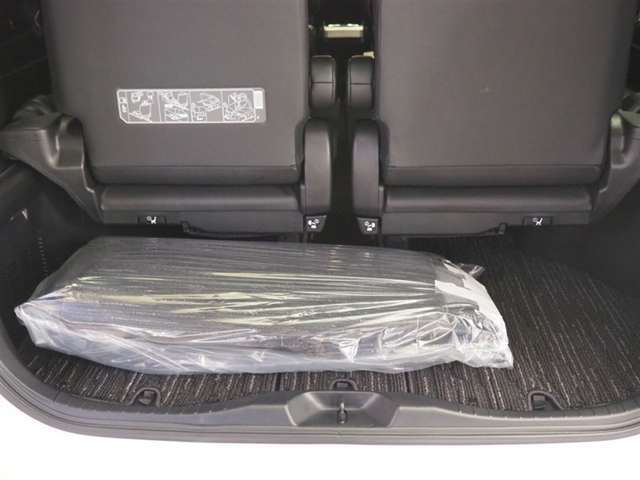 フロアマットも搭載されています。