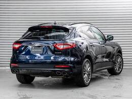 Levante　GranSport　350馬力（カタログ値）純正OP総額：1，125，00　パノラマサンルーフ・フルプレミアムレザー・20インチアレスホイール・ハーマンカードンプレミアムサウンド