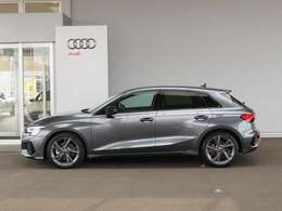 厳選仕入れで自信を持ってお勧めできる中古車だからこそ、ご契約前には必ず、お客様ご自身の目での現車確認をお願いしております。