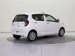 全国トヨタディーラーの中でも数少ない、トヨタ認定検査員が1台ずつ内外装をチェック。