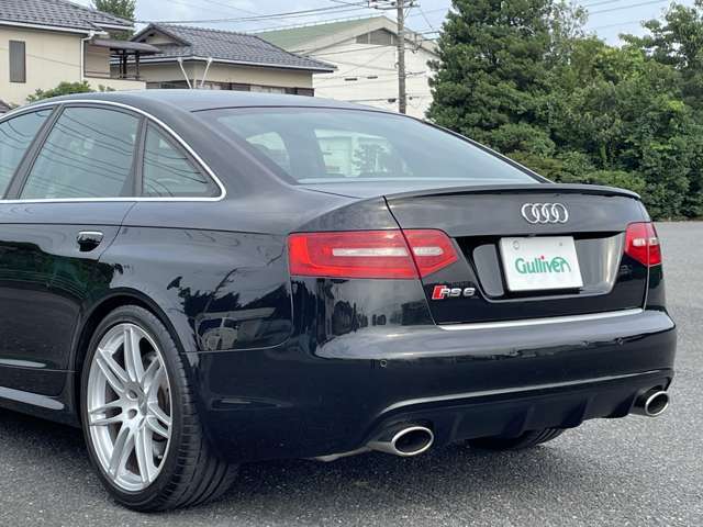 【GTパーツ】マフラー・Dampers・AW・エアロなどなど・・・　GTスポーツカーならではの各種パーツ取付もスタッフにご相談ください。