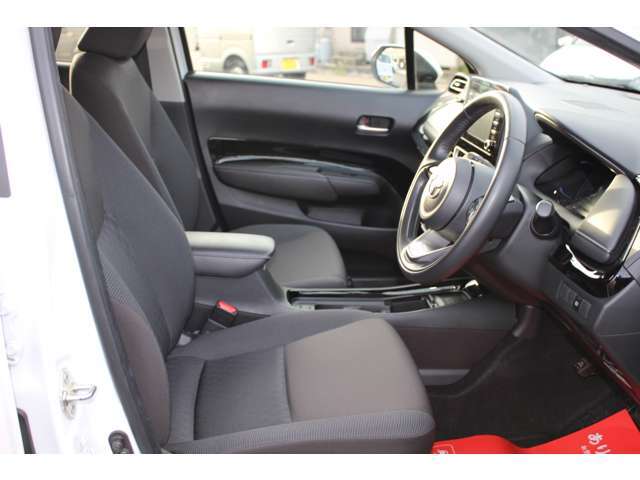 新車も全メーカー、全グレード、全色ご用意できます！！