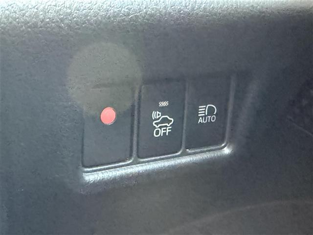 【運転席操作部】快適なドライブを楽しむための機能が装備されています！運転席から触れるので、使いやすいです！除菌プランいれていただくと、さらに清潔で安心していただけます！