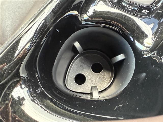 【運転席操作部】快適なドライブを楽しむための機能が装備されています！運転席から触れるので、使いやすいです！除菌プランいれていただくと、さらに清潔で安心していただけます！