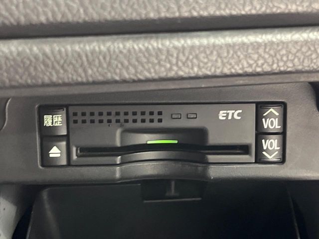 【ETC】高速道路の料金所をストレスなく通過！話題のスポットやサービスエリアに多い「スマートIC」利用時は必須のアイテムです。当店でセットアップを実施、ご納車当日からすぐにご利用いただけます！