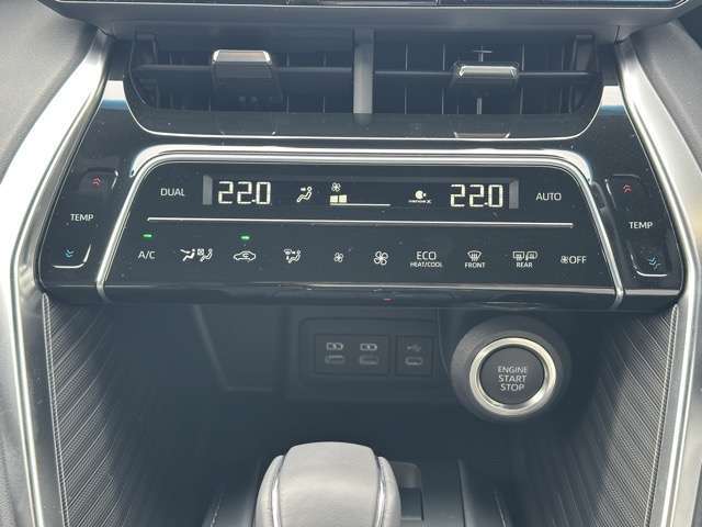 ★5年コーティング（契約時限定）が軽自動車￥39,800円、コンパクトカー￥49,800円、ミニバン￥59,800円で施工出来ます。新車のピッカピカの状態をより長くキープします！