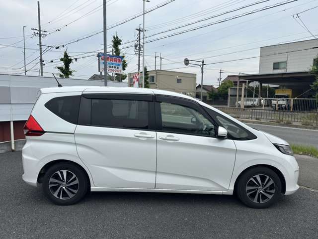 外装すごくきれいです。ぜひお客様の目でお確かめください。