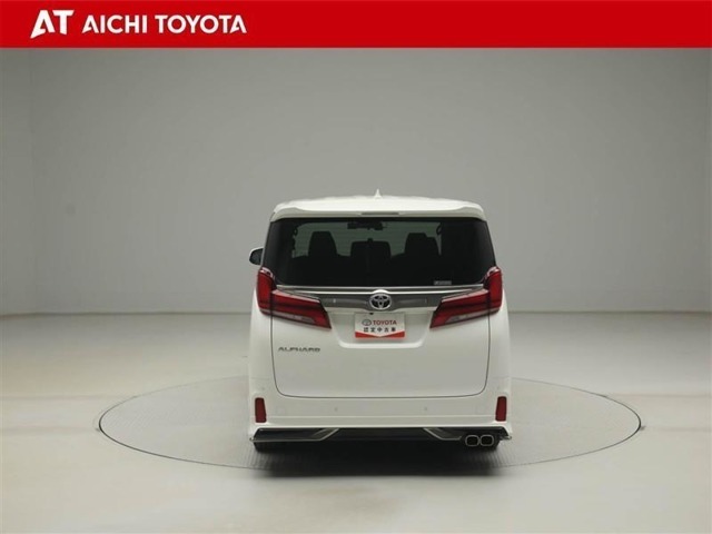 『TOYOTA認定中古車』は「まるごとクリーニング」で綺麗な内外装、「車両検査証」はプロによるチェック、買ってからも安心の「ロングラン保証」、3つの安心安全を標準装備したトヨタのブランドU-Carです