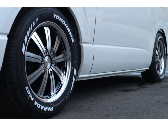 Dynasty17inヴェルヴェットV9アルミ！YOKOHAMAパラダホワイトレタータイヤ！
