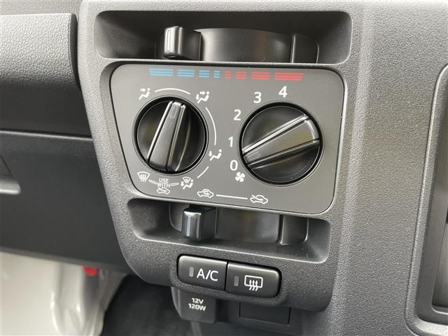 【運転席操作部】快適なドライブを楽しむための機能が装備されています！運転席から触れるので、使いやすいです！除菌プランいれていただくと、さらに清潔で安心していただけます！