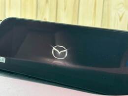 【純正ナビ】一体感のあるナビは、高級感ある車内を演出してくれます。Bluetooth再生などオーディオ機能も充実しておりますので、運転もより楽しめます♪