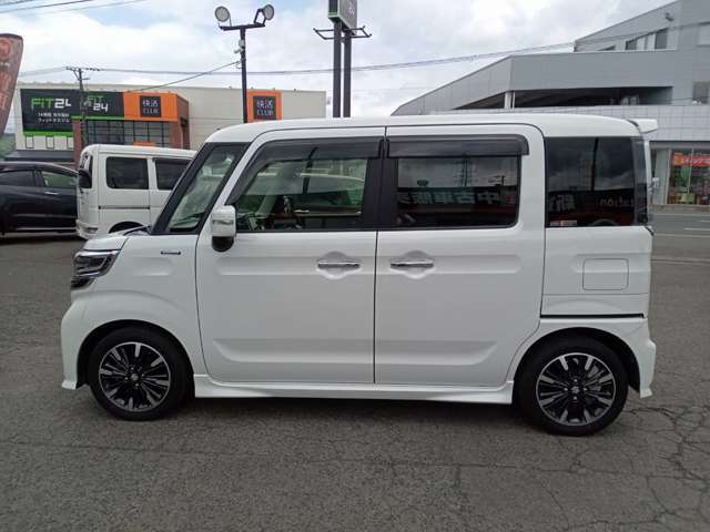 ターボ車の快適な走りと4WD車の安心性でシーズン通してドライブをお楽しみいただけます♪