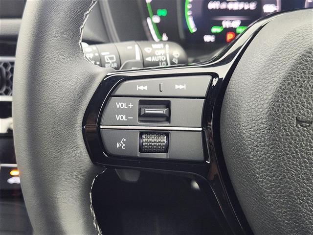 【運転席操作部】『運転席周辺の装備』の画像になります。快適なドライブを楽しむための機能が装備されています！運転席から触れるので使いやすいです！