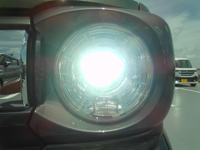 とても明るいLEDヘッドランプを装着しています☆