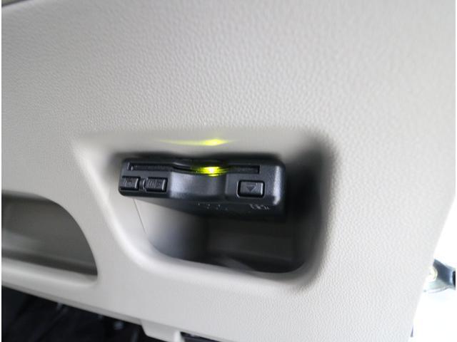 高速道路でのお出掛けに便利でお得なETC付きです☆最初から付いていると嬉しいアイテムです。料金所もスイスイ通過出来ますが、スピードの出し過ぎにはお気をつけ下さい。