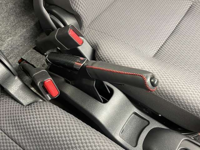 【運転席操作部】快適なドライブを楽しむための機能が装備されています！運転席から触れるので、使いやすいです！除菌プランいれていただくと、さらに清潔で安心していただけます！