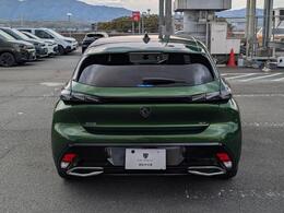 【新車保証継承】初度登録日から3年間（走行距離無制限）のメーカー新車保証を継承してご納車いたします。ご納車後、保証期間内は全国のプジョー正規ディーラーで保証整備をお受けいただけます