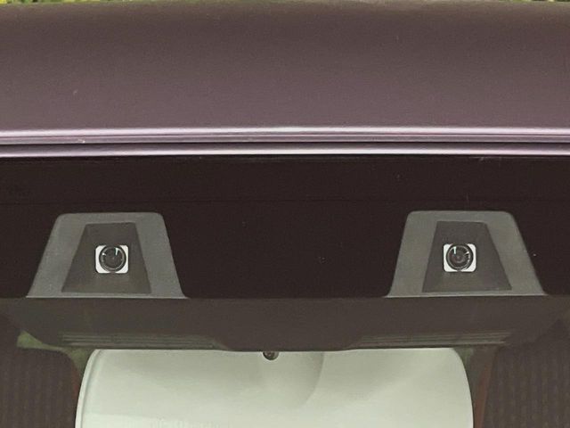 【スズキ　セーフティサポート】走行中に前方の車両等を認識し、衝突しそうな時は警報とブレーキで衝突回避と被害軽減をアシスト。より安全にドライブをお楽しみいただけます。